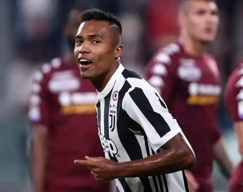 Nuovo assalto del Psg per Alex Sandro