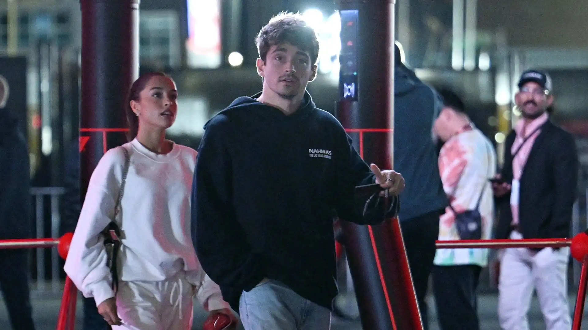 Vacanze meritate per Charles Leclerc, che si riprende dalle fatiche del Mondiale di Formula 1 con la fidanzata Alexandra Saint Mleux