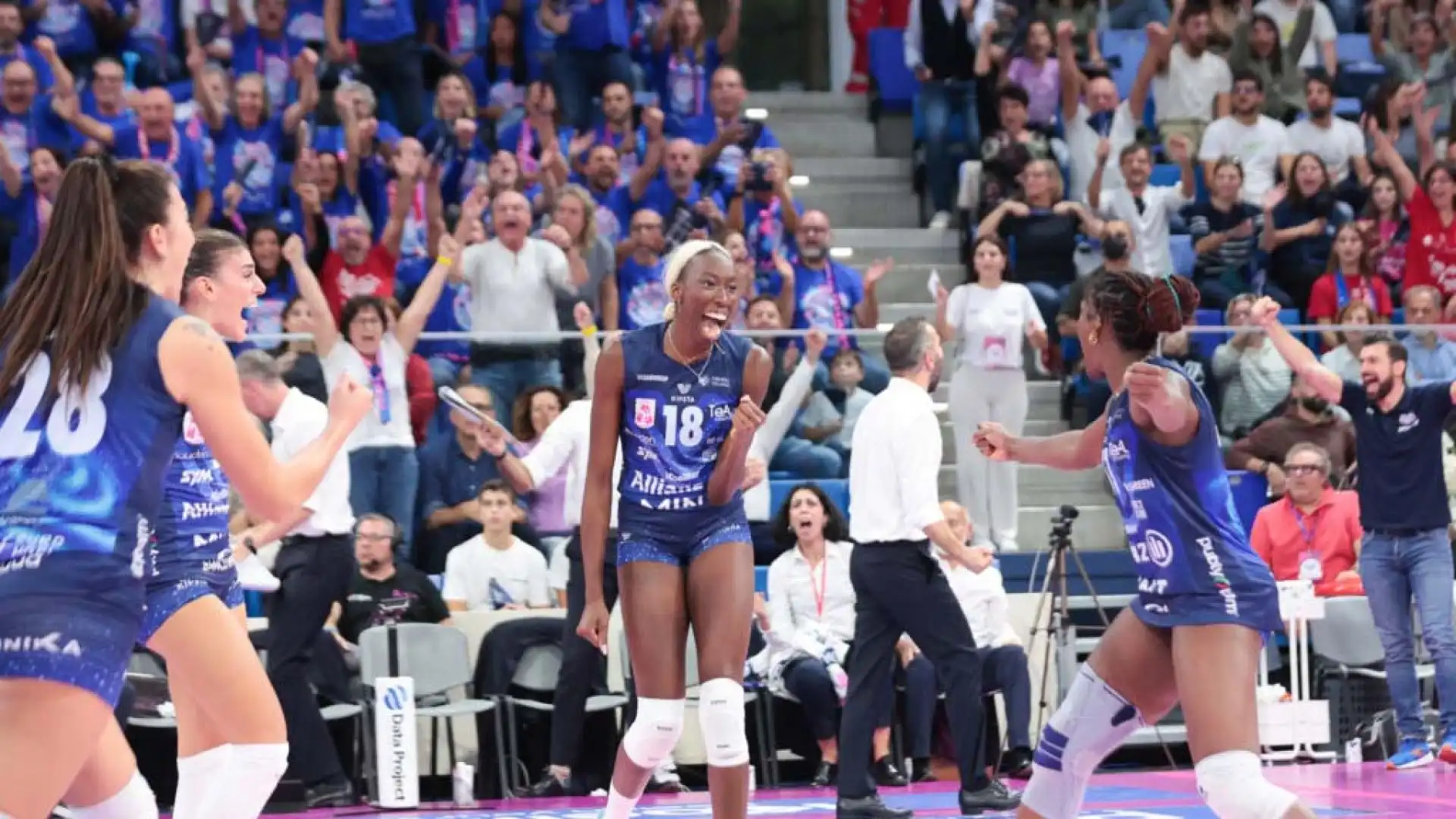 Grande vittoria per l'Allianz Vero Volley Milano nel big match con la Savino del Bene Scandicci.