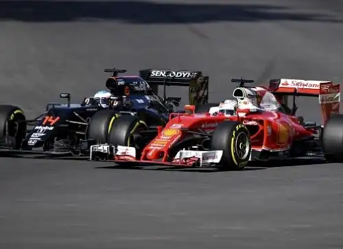 Alonso: “Vettel? Gli andrò addosso”