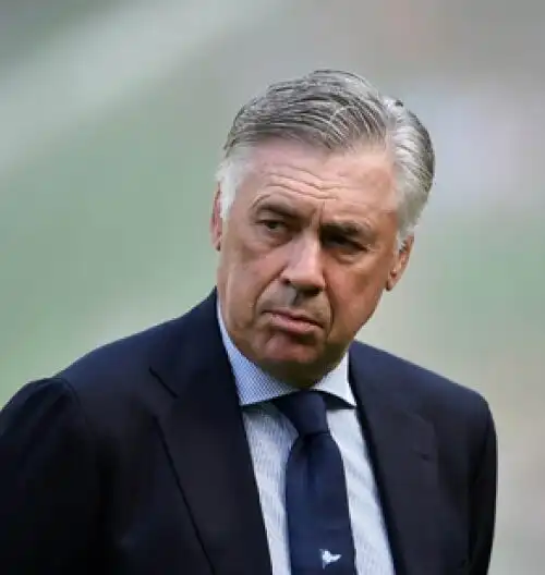 Napoli, Ancelotti è preoccupato