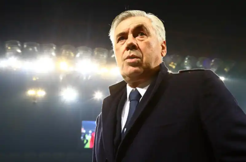 Ancelotti: “Il Napoli non deve vincere per forza”