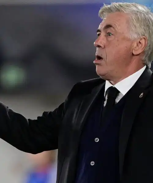 Real Madrid, Ancelotti tranquillizza tutti su Benzema: “Non sembra grave”