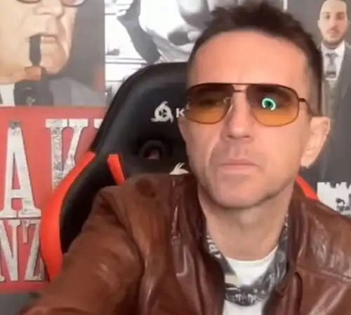 Andrea Scanzi non fa sconti: “Stupidi, ignoranti e violenti”