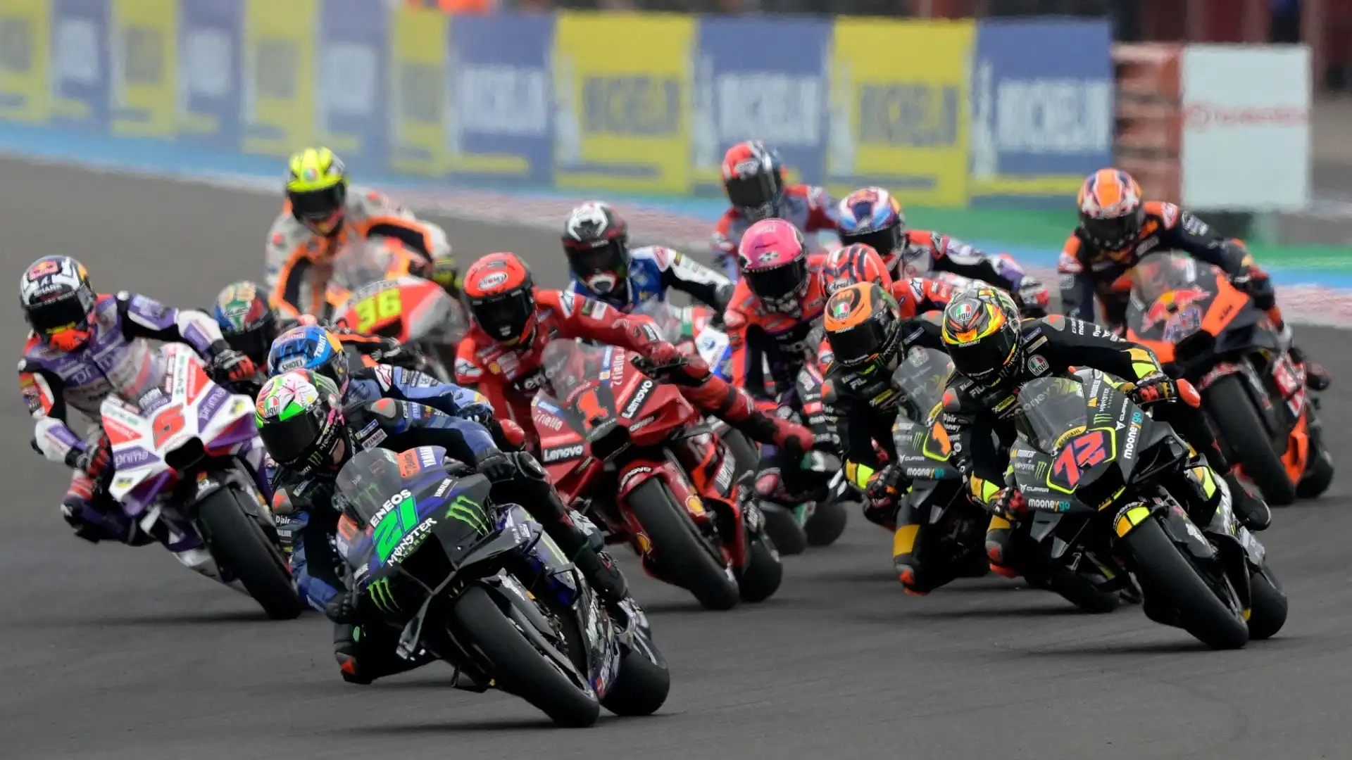 Il pilota della KTM Brad Binder ha vinto la Sprint Race della MotoGp in Argentina