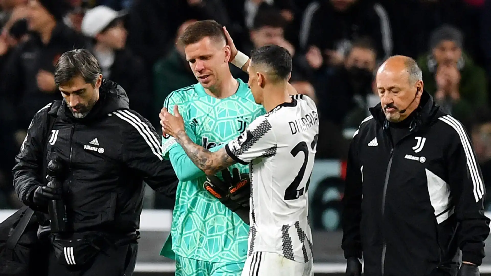 Il portiere della Juve Wojciech Szczesny ha chiesto il cambio durante la partita di Europa League contro lo Sporting