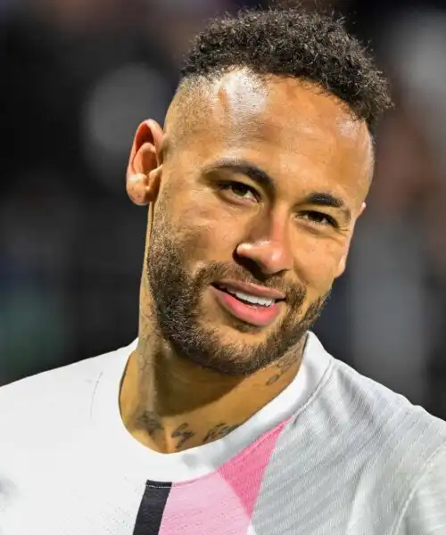 Il PSG vende Neymar, affare in corso con un club: le foto