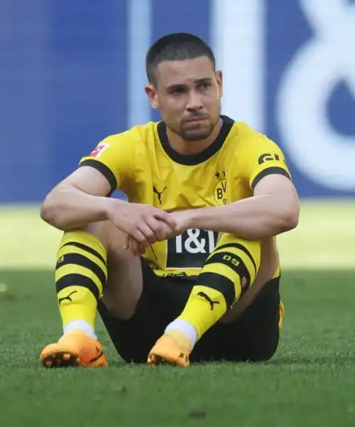 Raphael Guerreiro lascia in lacrime il Borussia Dortmund: 4 opzioni per il futuro, le foto
