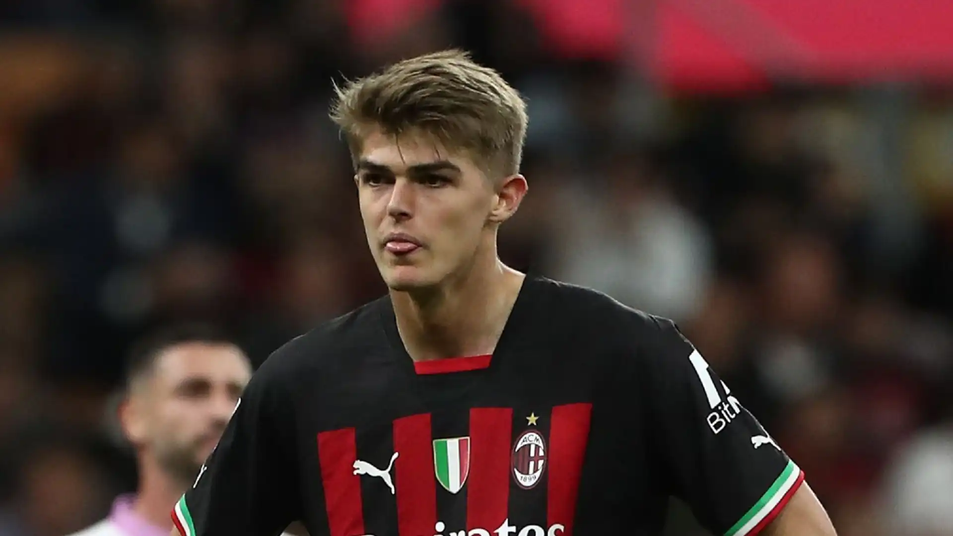 Il Milan è pronto a rivoluzionare la rosa in estate: dopo l'addio di Maldini, i dirigenti rossoneri cambiano rotta sul fronte calciomercato