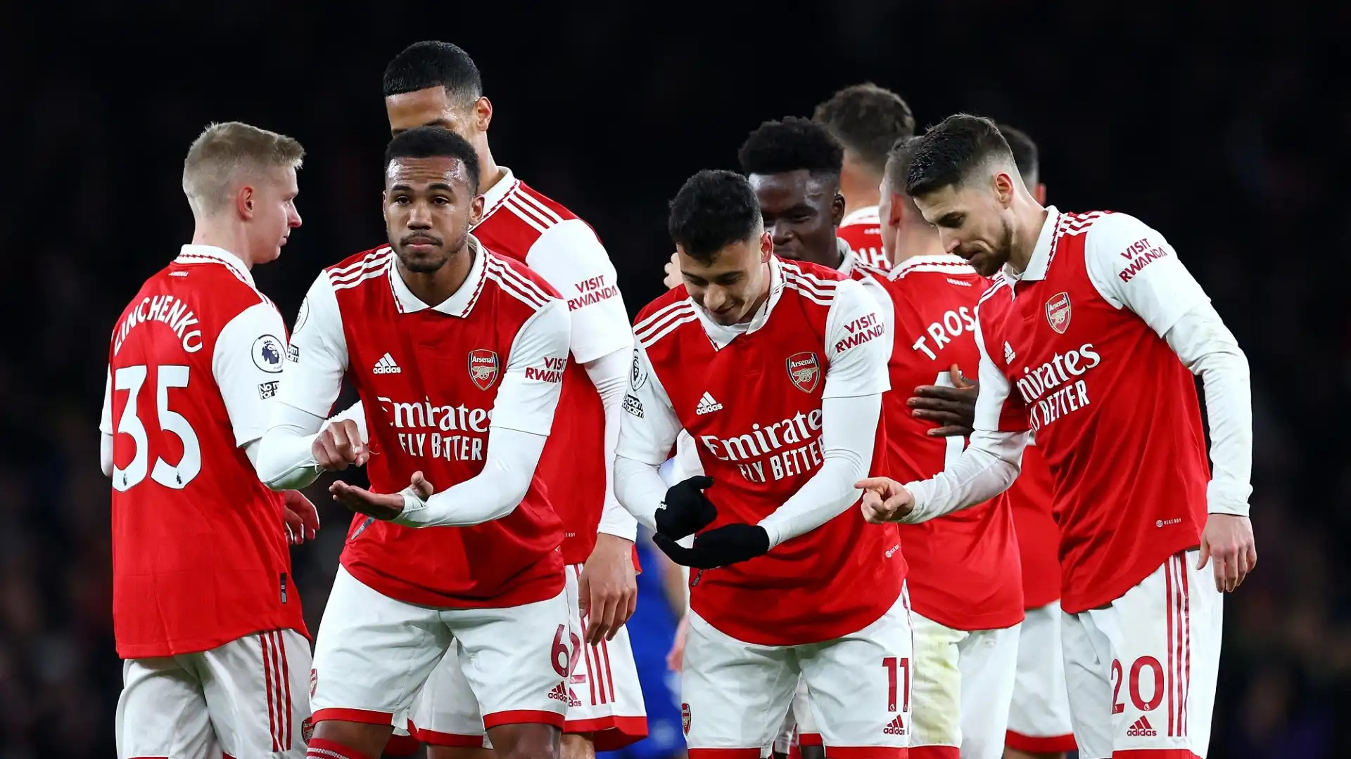 L'Arsenal ha travolto per 4-0 l'Everton nel recupero della settima giornata di Premier League