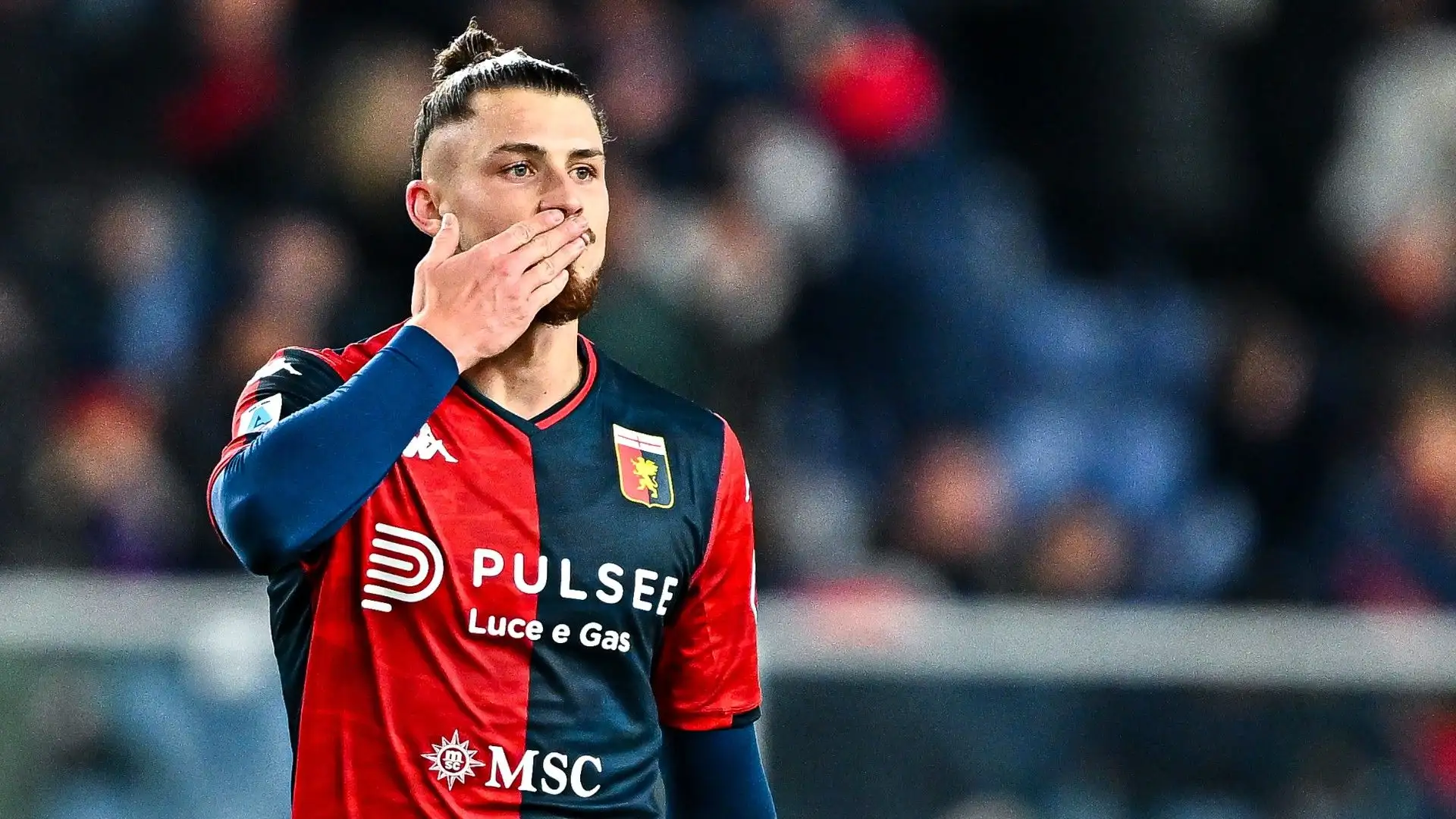 Ora il calciatore proseguirà la sua carriera in Premier League
