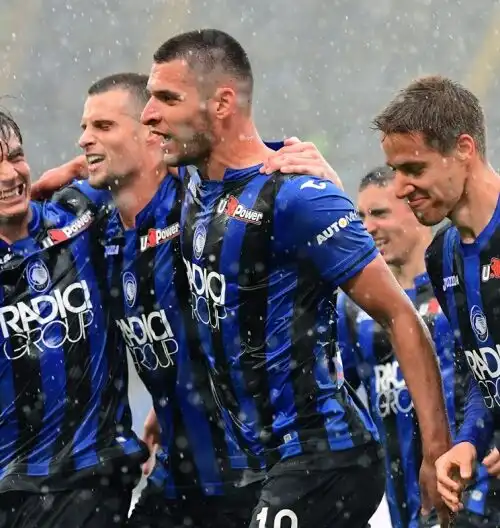 L’Atalanta travolge la Lazio, Parma-Samp 3-3