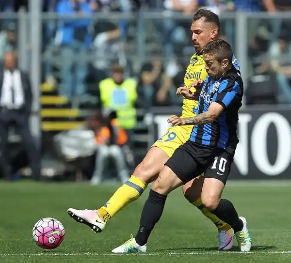 Con un gol del suo ritrovato attaccante Marco Borriello l'Atalanta piega il Chievo all'Azzurri d'Italia conquistando tre punti che la mettono al sicuro nella lotta alla salvezza.