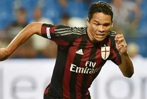 Bacca, compleanno con gol