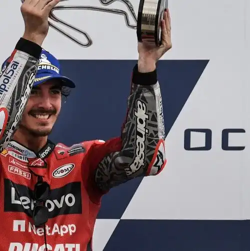 Ducati, Pecco Bagnaia spiega come è rimasto davanti