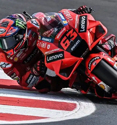 Ducati: Jack Miller sorride, Pecco Bagnaia no