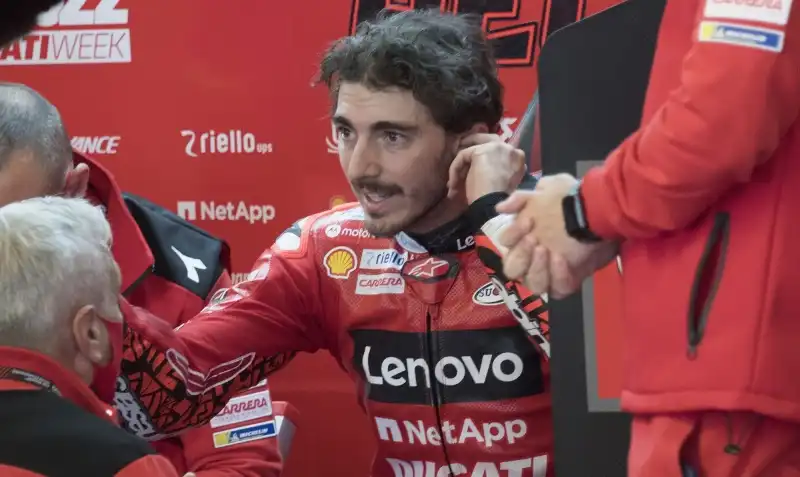 Ducati, Pecco Bagnaia sorride a denti stretti: “Non sono felice”