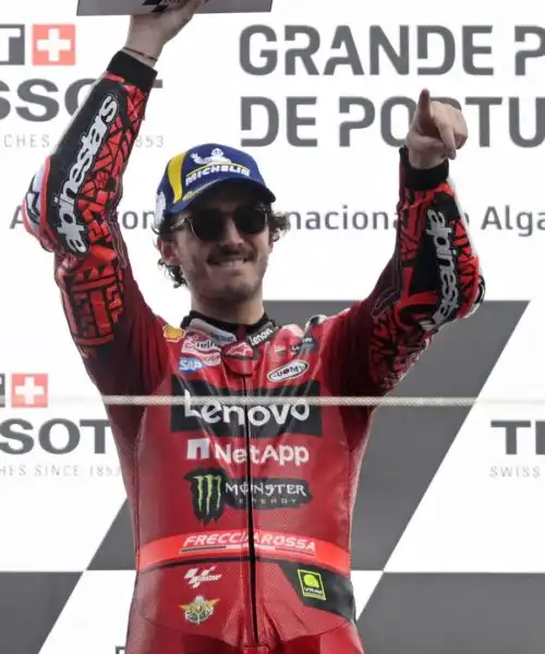 Bagnaia, partenza super: messaggi a Ducati e a Valentino Rossi