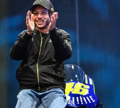 Valentino Rossi, replica pungente a Jorge Lorenzo