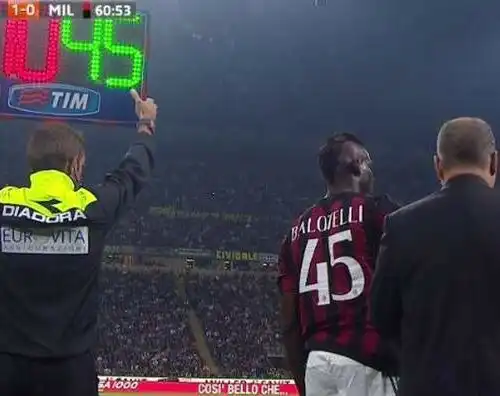 Secondo esordio rossonero di Balotelli