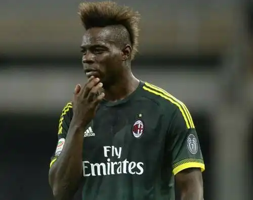 Balotelli: “La palla non la vedono”