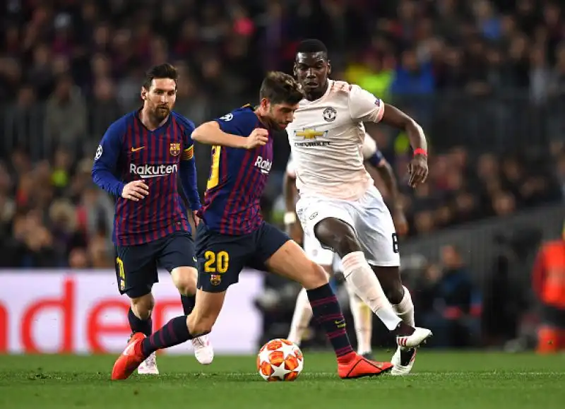 Grande prova di Messi che realizza una doppietta nel primo tempo, nella ripresa Coutinho chiude la partita.