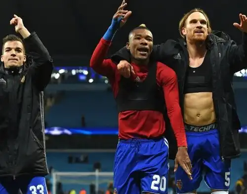 Champions: il City perde, ma passa
