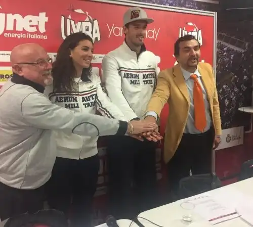 Il grande beach volley è indoor a Busto Arsizio