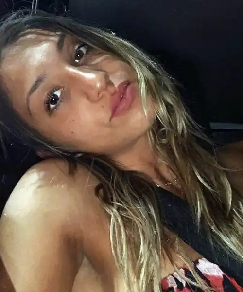 Beatrice Parrocchiale, sexy ricordi d’estate