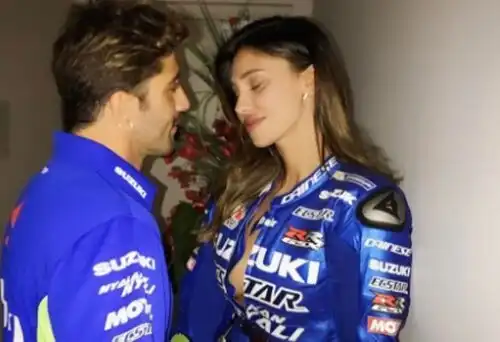 La Suzuki ‘invita’ Belen a stare a casa