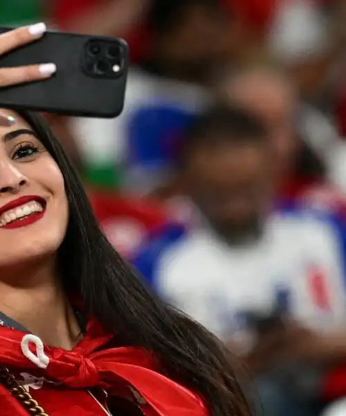 Belle e sorridenti: le foto delle splendide tifose della Tunisia