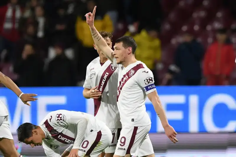 Belotti risolleva il Torino, Salernitana ko