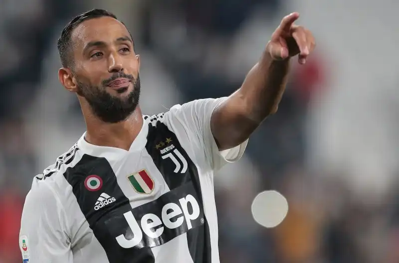 Juventus, Benatia avvistato a Parigi