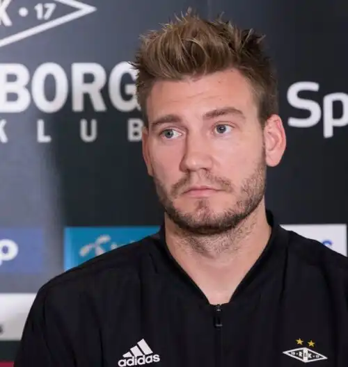 Nicklas Bendtner è di nuovo sul mercato