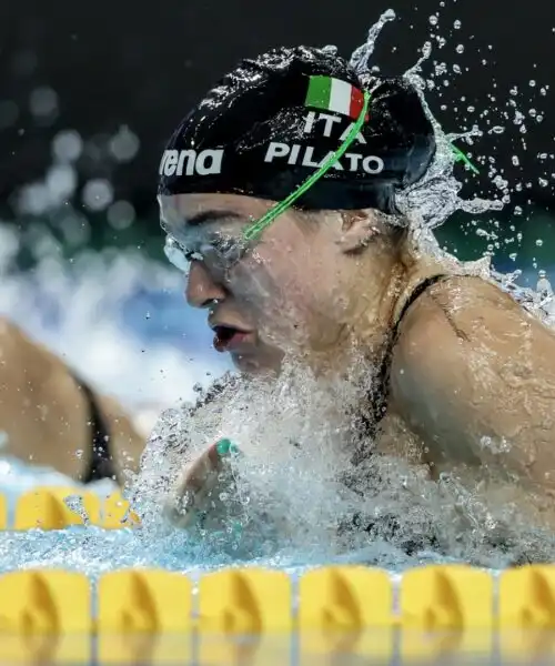 Domenica memorabile per il nuoto azzurro: 6 ori agli Europei