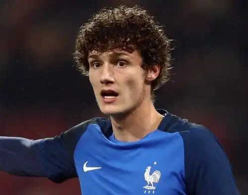 Roma su Pavard ma lo Stoccarda spara alto