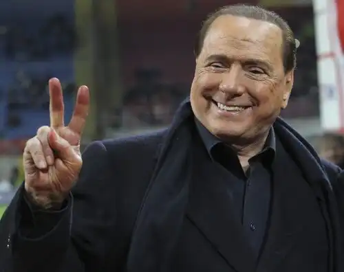 Berlusconi, nonno da gaffe