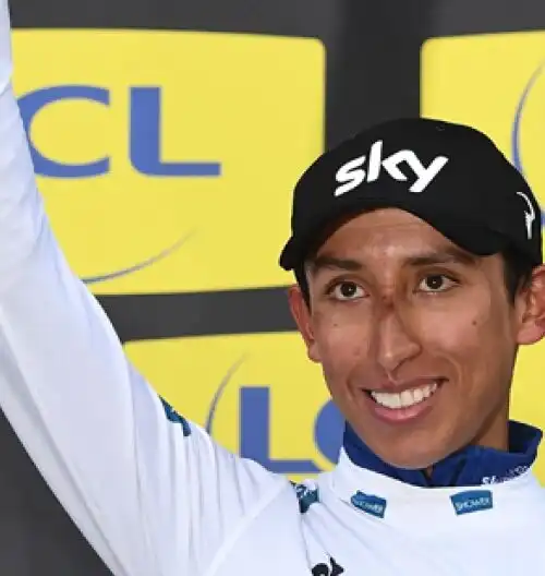 Ciclismo, Egan Bernal aggiorna sulle sue condizioni