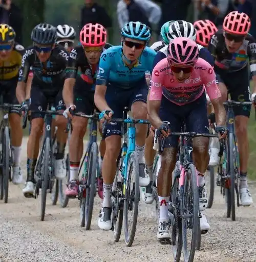 Giro d’Italia: Bernal dà la spallata. Male Evenepoel e Ciccone