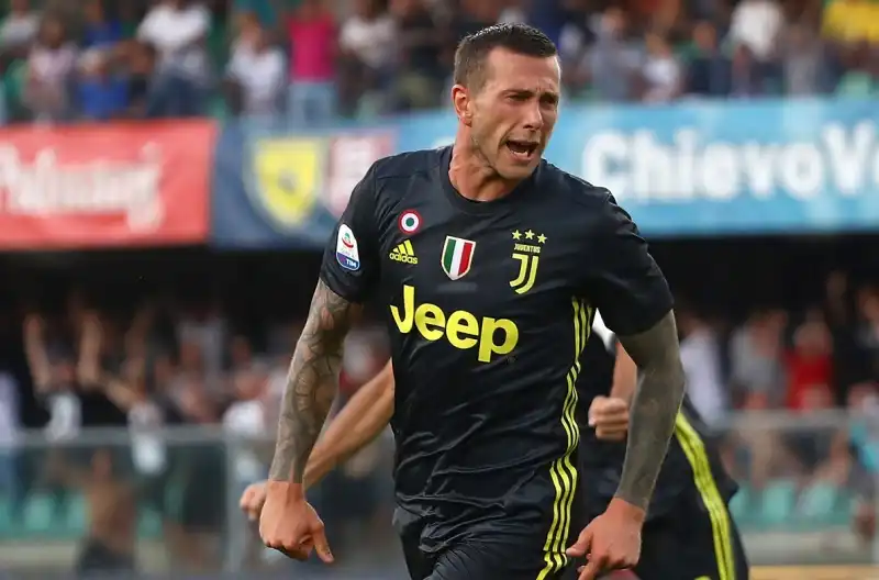 Le panchine alla Juventus: Bernardeschi dice la sua