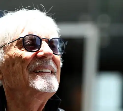 Bernie Ecclestone va da Flavio Briatore e parla di stress