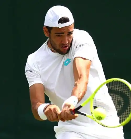 Berrettini avanza a Wimbledon, Caruso no