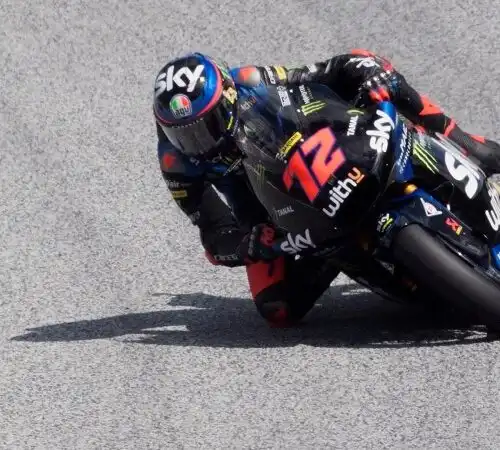 Moto2, Marco Bezzecchi vince e torna a sperare