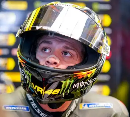 Mooney VR46, Marco Bezzecchi fa felice Valentino Rossi