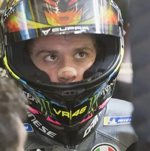 Ducati, Marco Bezzecchi strappa applausi: il retroscena su Valentino Rossi