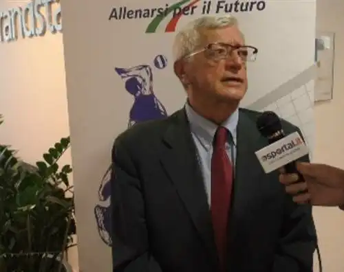 Valerio Bianchini punzecchia Gianni Petrucci: “Per fortuna non è appassionato di ippica”