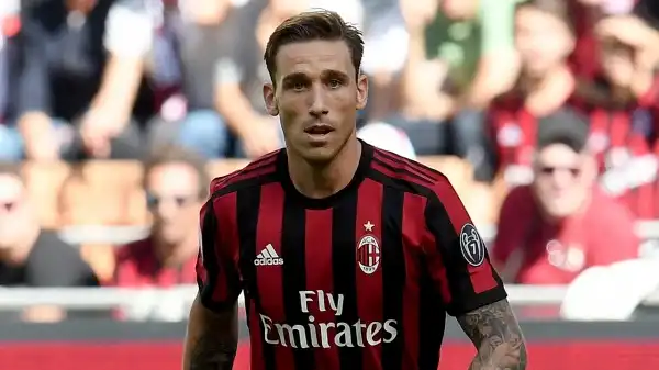 Milan, ancora panchina per Biglia