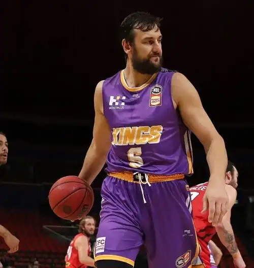 Bogut all’attacco della lega australiana