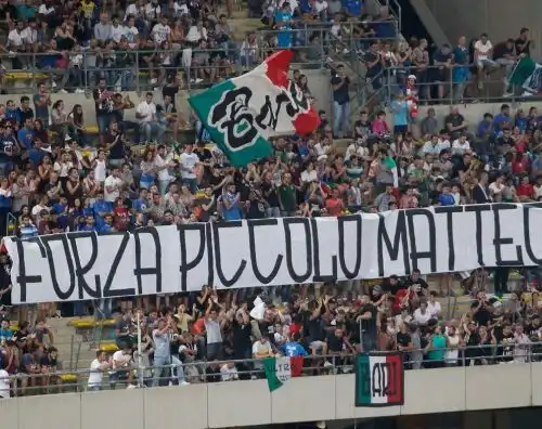 Fischi all’inno francese e sostegno a Bonucci