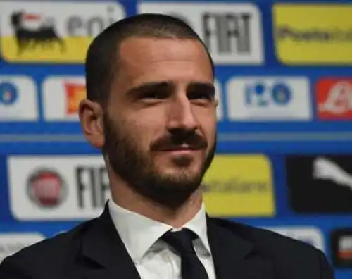 Bonucci annuncia tempi cupi e ringrazia la Juve